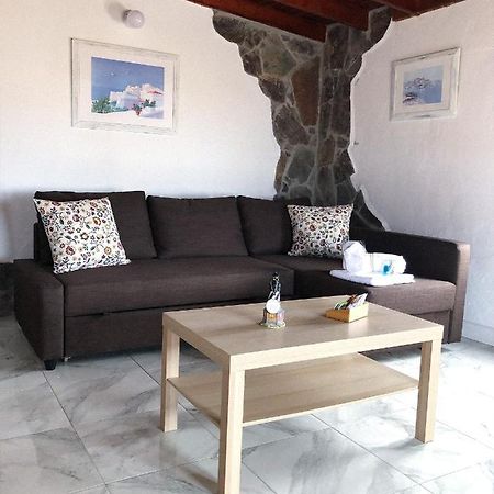 Apartamento Fragata - La Graciosa กาเลตา เด เซโบ ภายนอก รูปภาพ