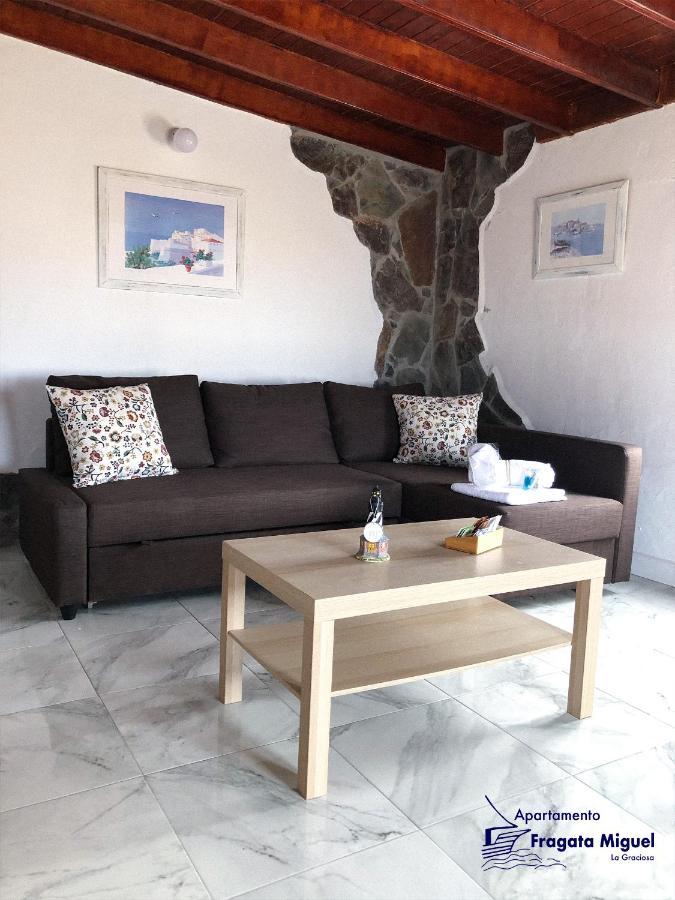 Apartamento Fragata - La Graciosa กาเลตา เด เซโบ ภายนอก รูปภาพ